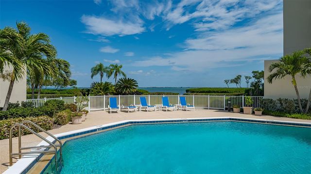 2110 HARBOURSIDE DRIVE 558, Longboat Key, FL 34228