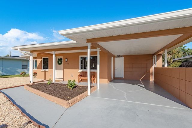 2480 DEL RIO WAY, Dunedin, FL 34698