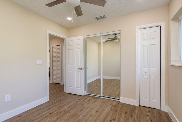 2480 DEL RIO WAY, Dunedin, FL 34698