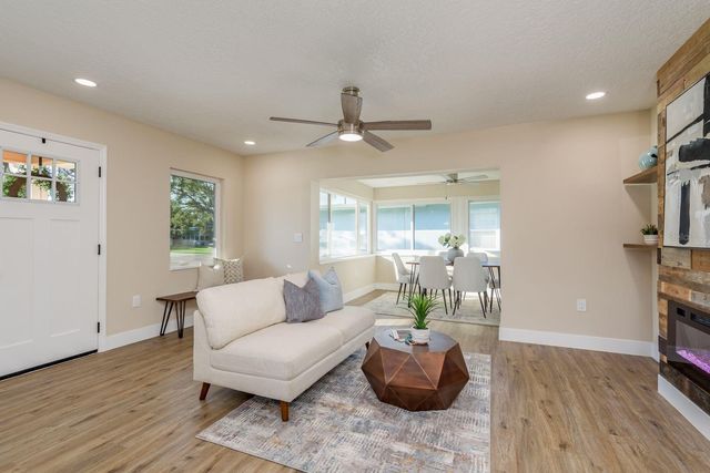 2480 DEL RIO WAY, Dunedin, FL 34698