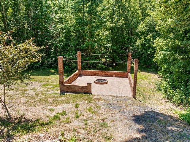 1942 Sardis Church Road, Madison, NC 27025