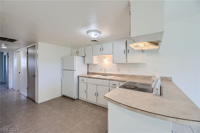 3604 Thomas Avenue 4, North Las Vegas, NV 89030