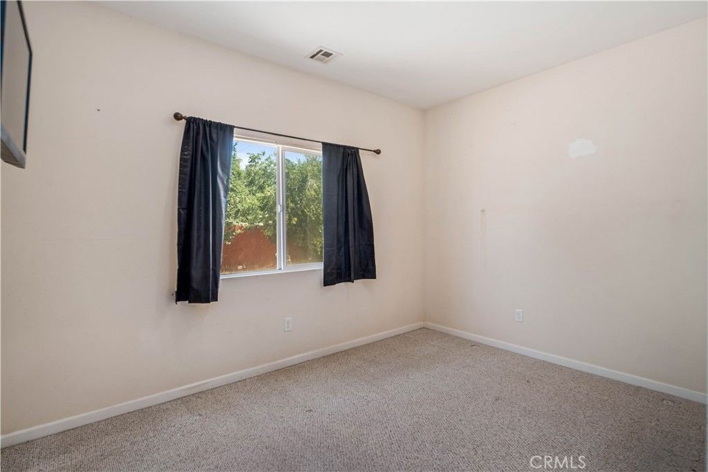 Image 18 of property listing at 1315 W Avenue I, Lancaster, CA 93534