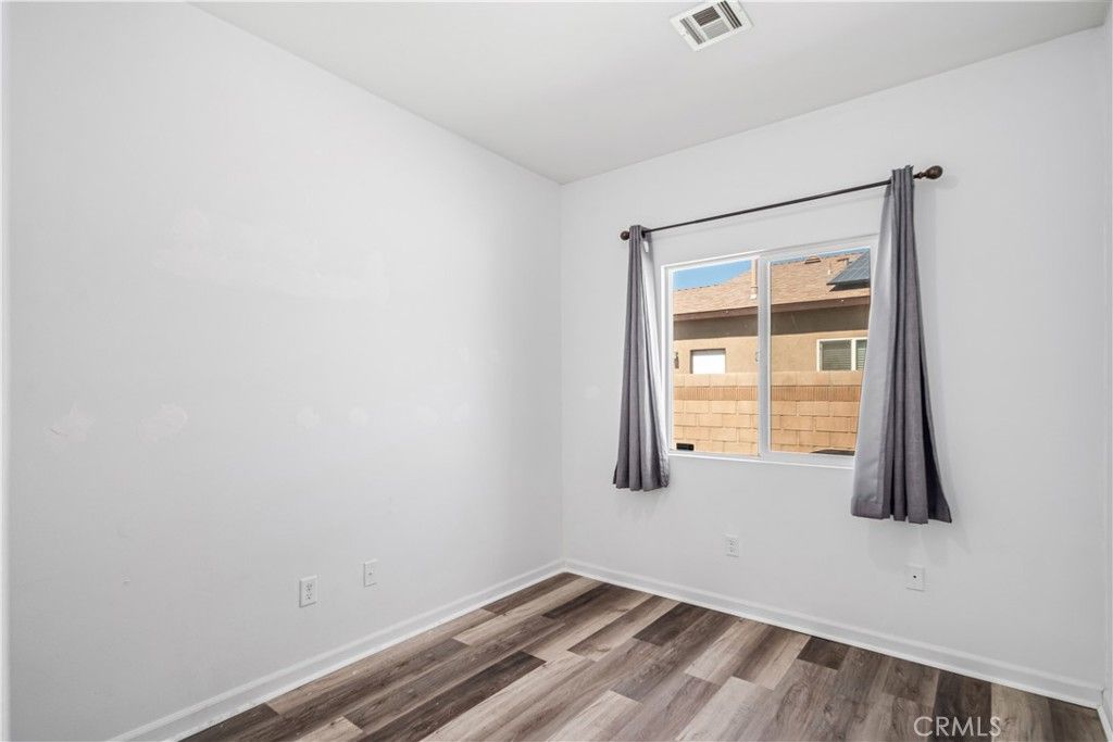 Image 24 of property listing at 1315 W Avenue I, Lancaster, CA 93534