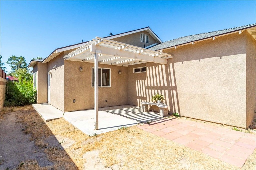 Image 32 of property listing at 1315 W Avenue I, Lancaster, CA 93534
