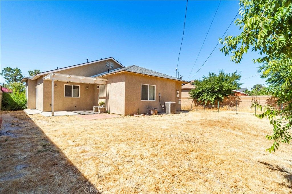 Image 36 of property listing at 1315 W Avenue I, Lancaster, CA 93534