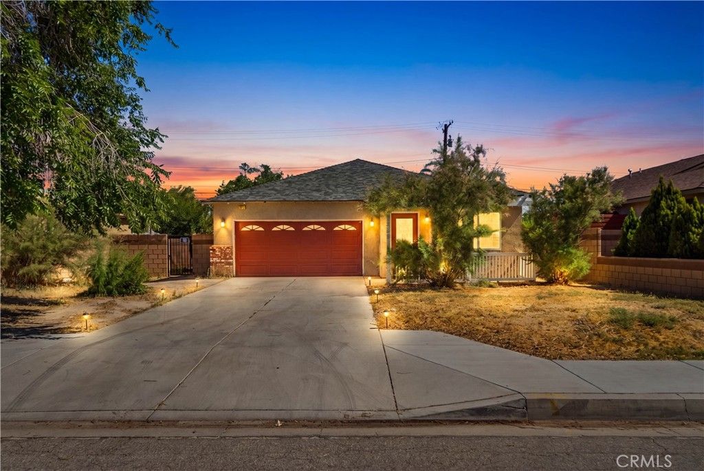 Image 41 of property listing at 1315 W Avenue I, Lancaster, CA 93534