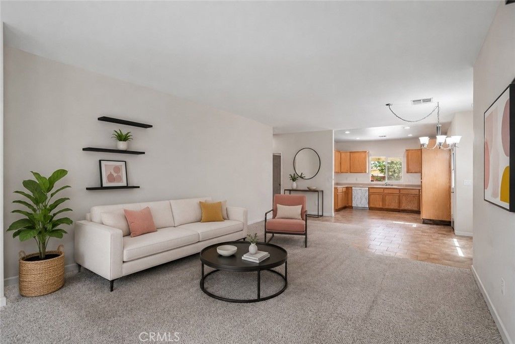 Image 6 of property listing at 1315 W Avenue I, Lancaster, CA 93534