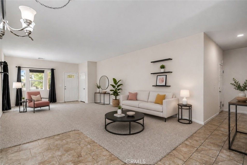 Image 8 of property listing at 1315 W Avenue I, Lancaster, CA 93534