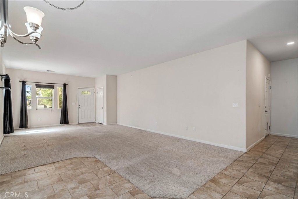 Image 9 of property listing at 1315 W Avenue I, Lancaster, CA 93534