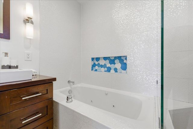 612 Hudson Street, Redwood City, CA 94061