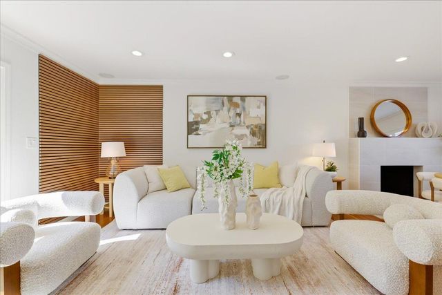 612 Hudson Street, Redwood City, CA 94061