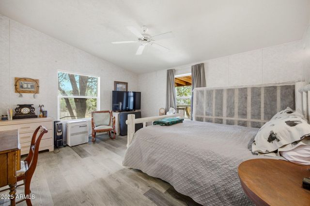 2190 WILDLIFE Trail, Overgaard, AZ 85933