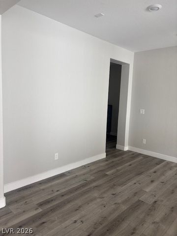 7065 West Camero Avenue, Las Vegas, NV 89113