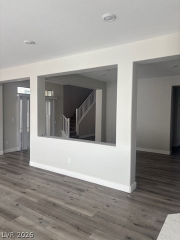 7065 West Camero Avenue, Las Vegas, NV 89113