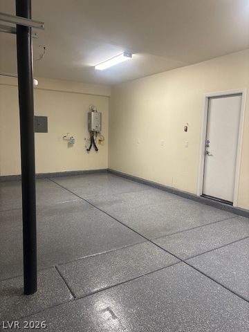 7065 West Camero Avenue, Las Vegas, NV 89113