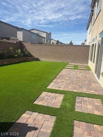 7065 West Camero Avenue, Las Vegas, NV 89113