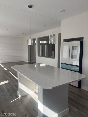 7065 West Camero Avenue, Las Vegas, NV 89113