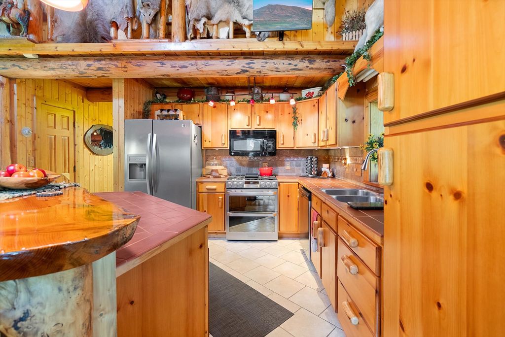 14440 Us Highway 2 E, Essex, MT 59916 photo 10