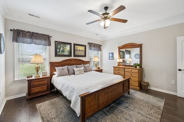 2501 Pinnacle Dr, Chapel Hill, TN 37034