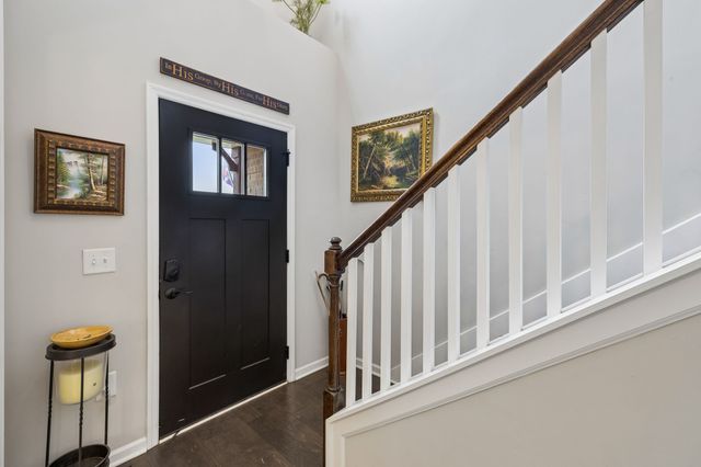 2501 Pinnacle Dr, Chapel Hill, TN 37034