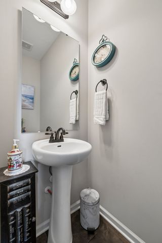 2501 Pinnacle Dr, Chapel Hill, TN 37034