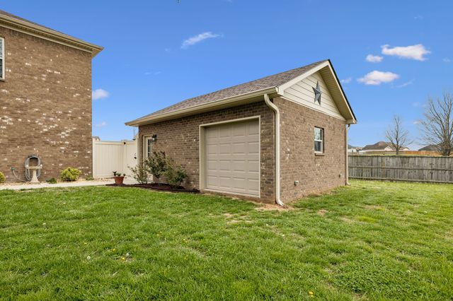 2501 Pinnacle Dr, Chapel Hill, TN 37034