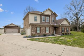 2501 Pinnacle Dr, Chapel Hill, TN 37034