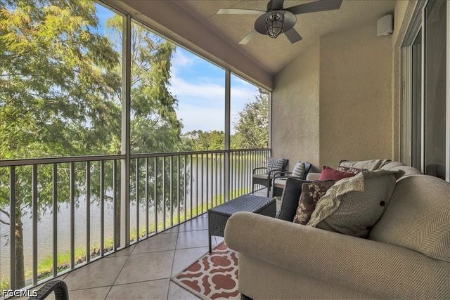 6050 Jonathans Bay CIR 102, Fort Myers, FL 33908