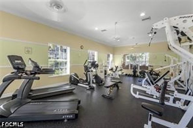 6050 Jonathans Bay CIR 102, Fort Myers, FL 33908
