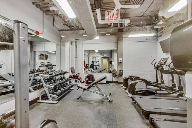 1850 N CLARK Street 1205, Chicago, IL 60614