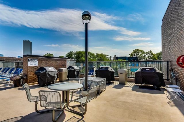 1850 N CLARK Street 1205, Chicago, IL 60614
