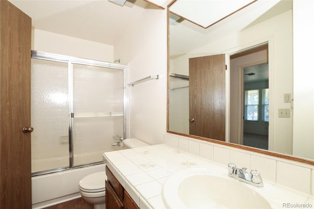 10521 E Dorado Avenue, Englewood, CO 80111