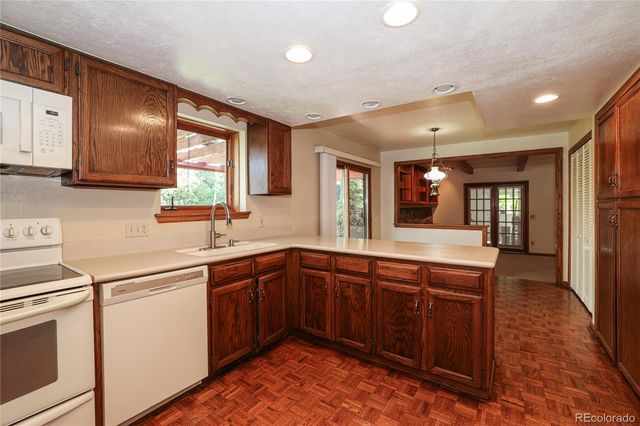 10521 E Dorado Avenue, Englewood, CO 80111
