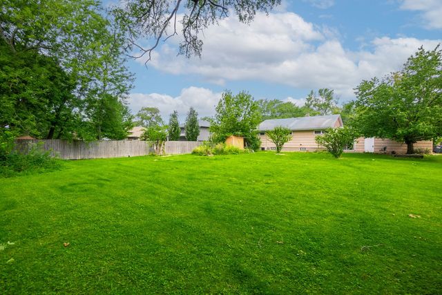 3225 Otto Street, Lansing, IL 60438