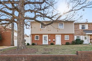 101 Unit #8 Oxford Place, High Point, NC 27262