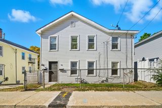 15 Blackstone St, Blackstone, MA 01504