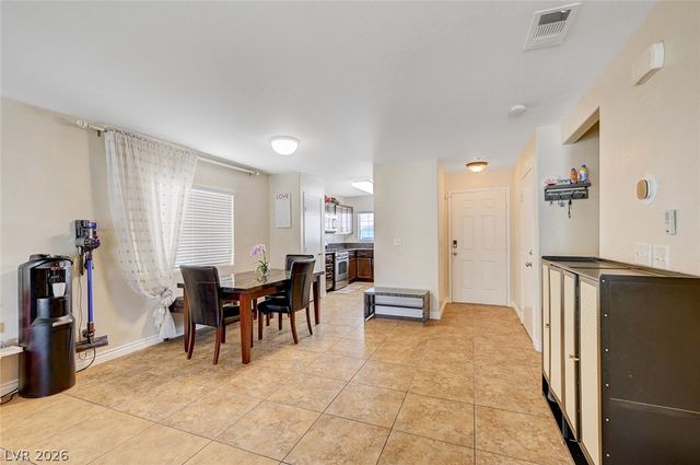 1119 Emerald Stone Avenue, North Las Vegas, NV 89081