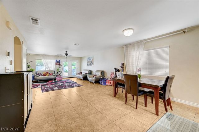 1119 Emerald Stone Avenue, North Las Vegas, NV 89081