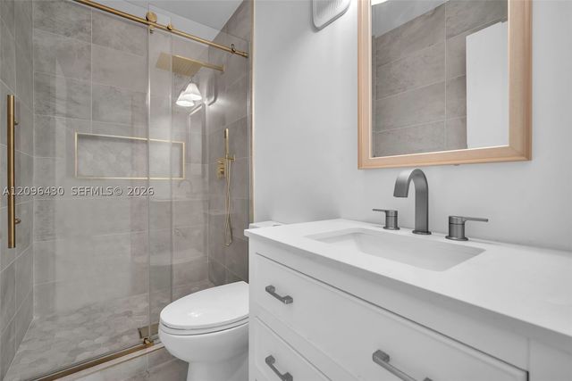 3925 NE 167th St 20, North Miami Beach, FL 33160