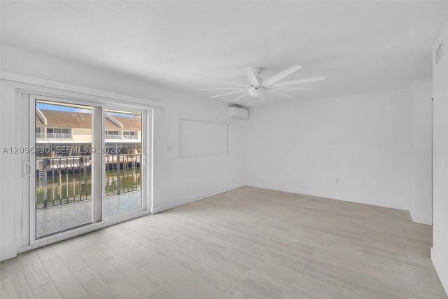 3925 NE 167th St 20, North Miami Beach, FL 33160