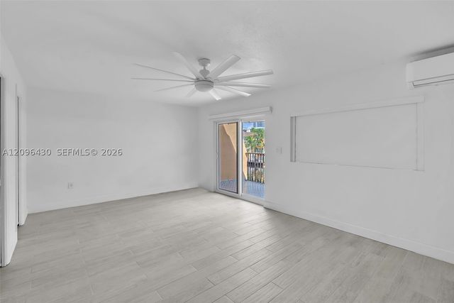 3925 NE 167th St 20, North Miami Beach, FL 33160