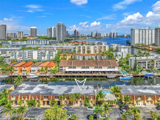 3925 NE 167th St 20, North Miami Beach, FL 33160
