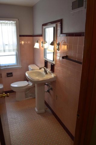 2602 73rd STREET, Wauwatosa, WI 53213