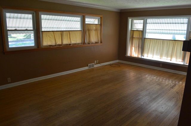 2602 73rd STREET, Wauwatosa, WI 53213