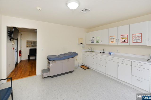 709 Newark Avenue, Jersey City, NJ 07306