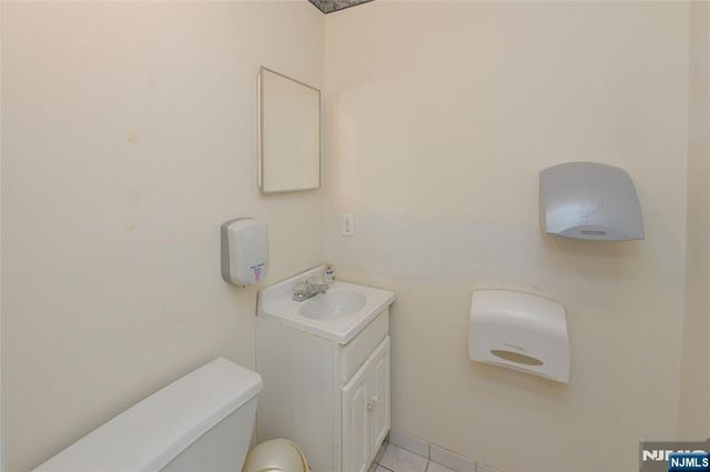 709 Newark Avenue, Jersey City, NJ 07306