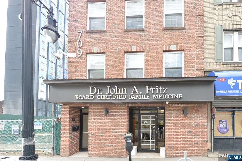 709 Newark Avenue, Jersey City, NJ 07306