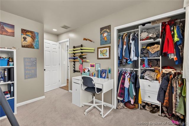 118 Farrington Drive, New Albany, IN 47150