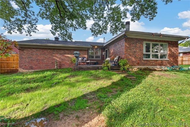 118 Farrington Drive, New Albany, IN 47150